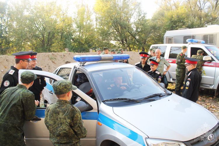 Воронежские школьники побывали в гостях у Росгвардии  