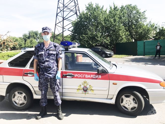 В г. Воронеже сотрудники Росгвардии «по горячим следам» задержали подозреваемого в грабеже