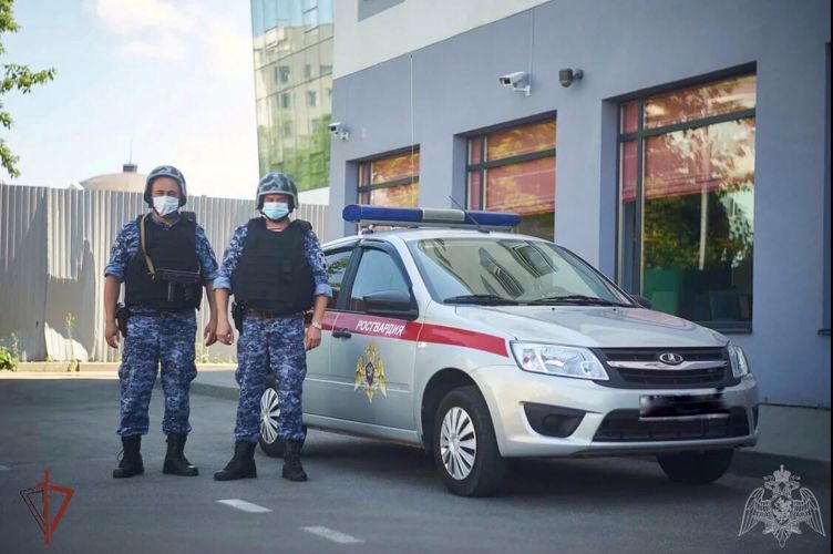 В Воронежской области росгвардейцы задержали нетрезвого водителя