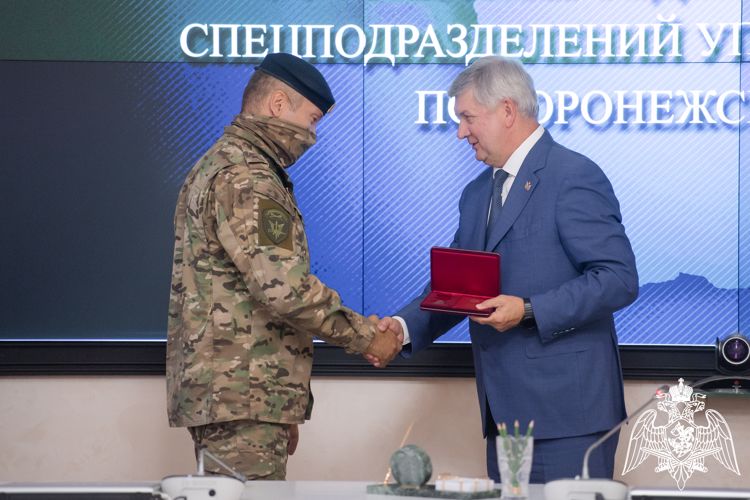 СОТРУДНИКАМ РОСГВАРДИИ — УЧАСТНИКАМ СПЕЦОПЕРАЦИИ ВРУЧИЛИ ГОСНАГРАДЫ В ВОРОНЕЖЕ
