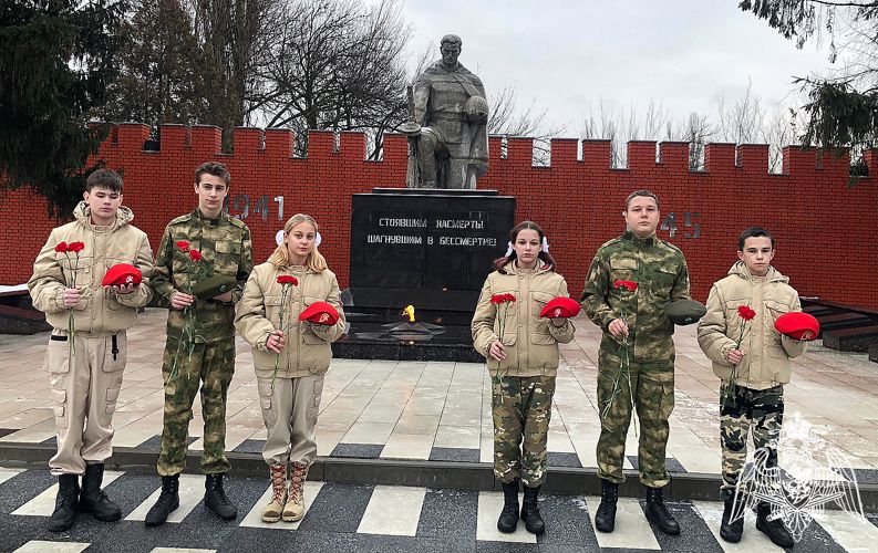 Акция «Свеча памяти» в день полного освобождения Ленинграда от блокады прошла в Воронежской области