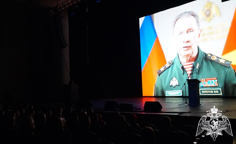 В Воронеже росгвардейцам вручили государственные и ведомственные награды в профессиональный праздник