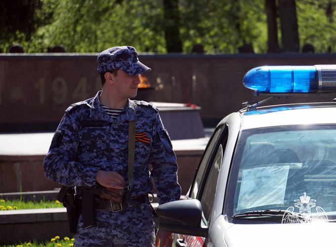 РОСГВАРДЕЙЦЫ АКТИВНО УЧАСТВУЮТ ВО ВСЕРОССИЙСКОЙ АКЦИИ «БЕССМЕРТНЫЙ АВТОПОЛК»