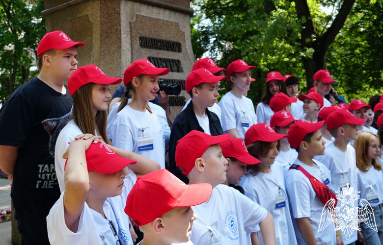 "РОСГВАРДИЯ ГИД" – ПРОГУЛКА ПО РОДНОМУ ГОРОДУ  В ДЕНЬ ЗАЩИТЫ ДЕТЕЙ
