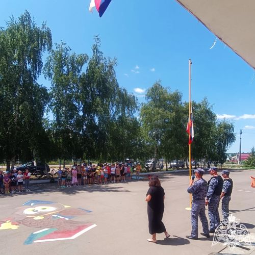  Полосу препятствий от росгвардейцев в рамках ведомственной акции «Каникулы с Росгвардией» прошли школьники Воронежской области