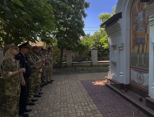Росгвардейцы зажгли «Свечи памяти» в Воронеже