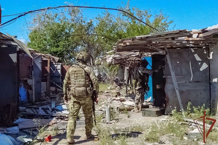 РОСГВАРДЕЙЦЫ ОБНАРУЖИЛИ В ЛНР БАЗУ ВСУ, НА КОТОРОЙ ШЛА ПОДГОТОВКА К ДИВЕРСИЯМ 