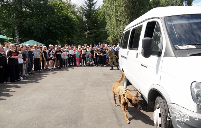 «Каникулы с Росгвардией» прошли в оздоровительном лагере «Юность» в Воронежской области