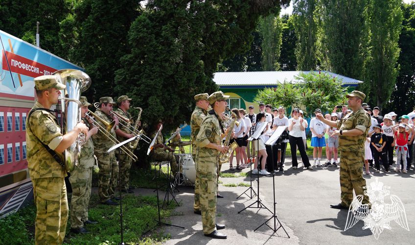 «Каникулы с Росгвардией» прошли в оздоровительном лагере «Юность» в Воронежской области