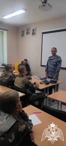 «Каникулы с Росгвардией» прошли в детском патриотическом лагере «Авангард» в Воронежской области