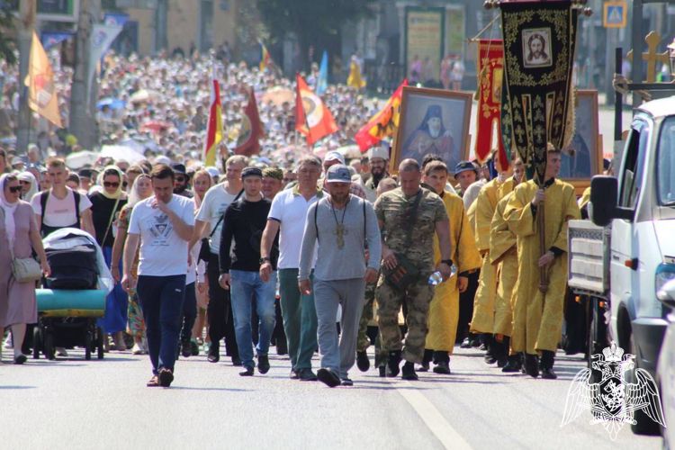 Командир СОБР «ДОН» принимает участие в Митрофано-Тихоновском крестном ходе 