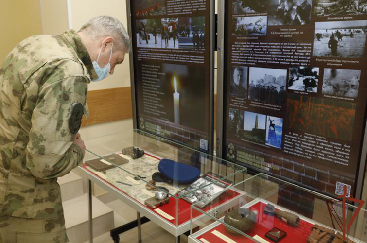 ЦЕНТРАЛЬНЫЙ МУЗЕЙ РОСГВАРДИИ ОРГАНИЗОВАЛ ВЫСТАВКУ КО ДНЮ НЕИЗВЕСТНОГО СОЛДАТА