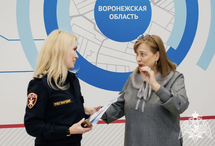 Представители Росгвардии приняли участие в итоговом собрании  "Российского детского фонда"  в штабе общественной поддержки Воронежской области