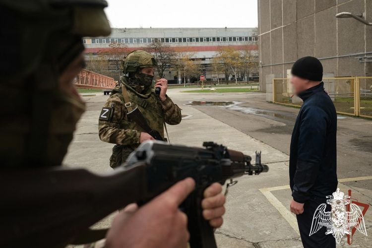 РОСГВАРДИЯ ПОКАЗАЛА ОРГАНИЗАЦИЮ ОХРАНЫ ЗАПОРОЖСКОЙ АЭС 