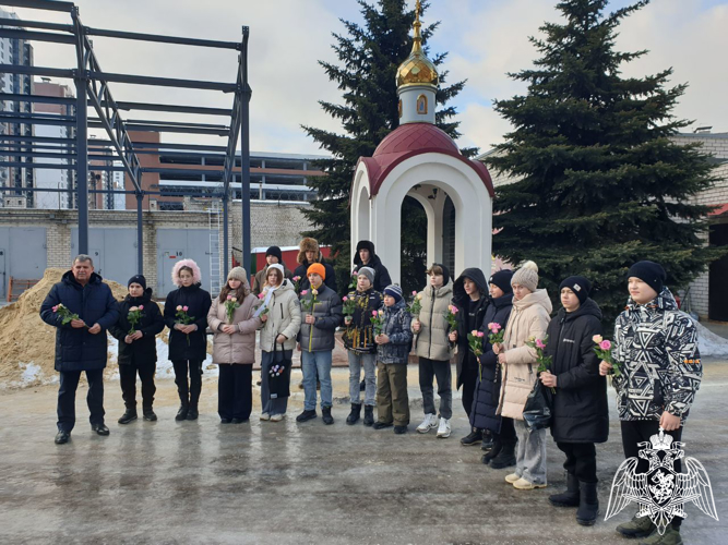 СОТРУДНИКИ ОМОН «ЦЕНТР»  ПРОВЕЛИ ЭКСКУРСИЮ ДЛЯ ПАТРИОТИЧЕСКОГО ОТРЯДА «ЮГ-ЦЕНТР» 
