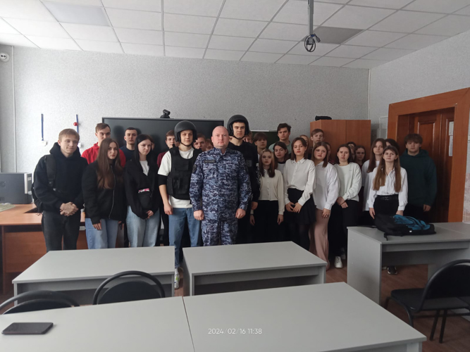 Воронежские росгвардейцы продолжают акцию «Неделя мужества» в 22 районах области