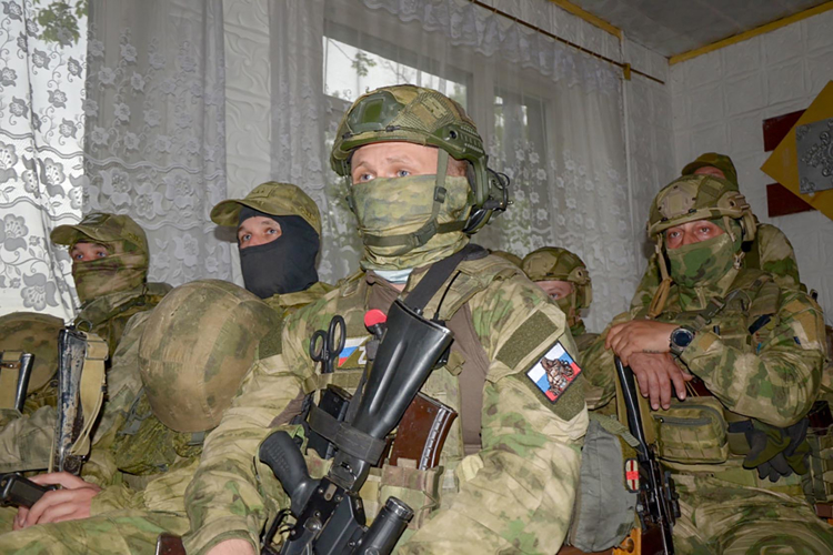 ВОЕННЫЕ МУЗЫКАНТЫ ВЫСТУПИЛИ В ЗОНЕ СВО 