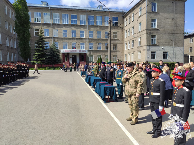 Офицеры Росгвардии в Воронеже приняли участие в торжественной церемонии посвящения в кадеты и принятия ритуала торжественного обещания