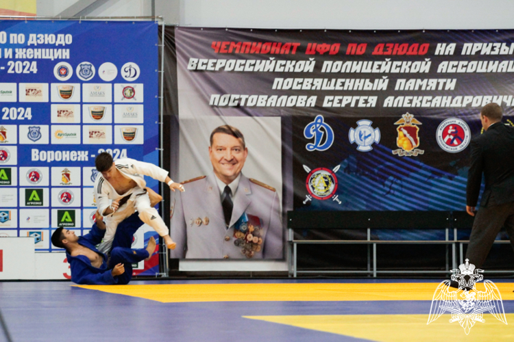 Ветеран Росгвардии принял участие в открытии Чемпионата ЦФО по дзюдо в Воронеже