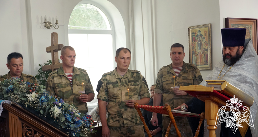В Храме Рождества Христова в Воронеже прошло праздничное богослужение в память о небесном покровителе Росгвардии - Святом равноапостольном князе Владимире   