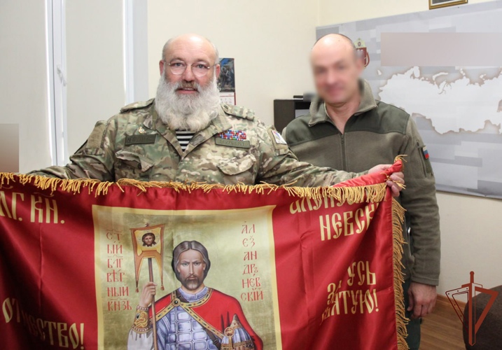 ПОМОЩНИК ГЛАВНОГО СВЯЩЕННИКА В ЗОНЕ ПРОВЕДЕНИЯ СПЕЦИАЛЬНОЙ ВОЕННОЙ ОПЕРАЦИИ ВСТРЕТИЛСЯ С ЛИЧНЫМ СОСТАВОМ ВЕДОМСТВА