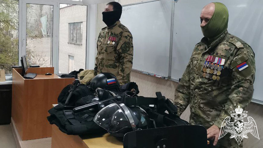 Росгвардейцы в Воронеже провели для старшеклассников профориентационные мероприятия 