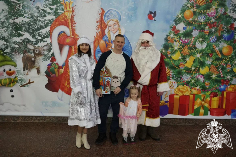 В Воронеже прошел новогодний утренник для детей сотрудников и военнослужащих Росгвардии