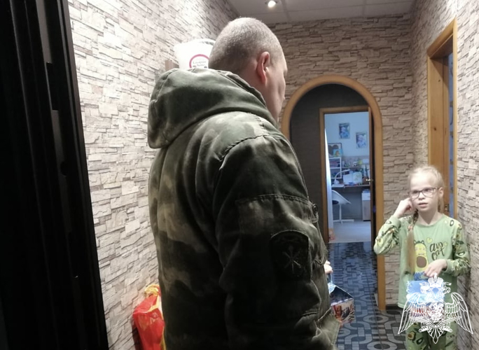 ВОЕННОСЛУЖАЩИЕ УПРАВЛЕНИЯ РОСГВАРДИИ ПО ВОРОНЕЖСКОЙ ОБЛАСТИ ПРИСОЕДИНИЛИСЬ К ВСЕРОССИЙСКОЙ ВЕДОМСТВЕННОЙ АКЦИИ «ДЕД МОРОЗ СПЕЦИАЛЬНОГО НАЗНАЧЕНИЯ»