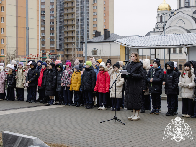 Офицер Росгвардии принял участие в торжественном мероприятии, посвященном Дню полного освобождения Ленинграда