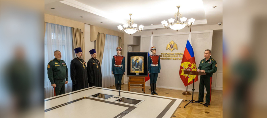 ГЕНЕРАЛ АРМИИ ВИКТОР ЗОЛОТОВ ПЕРЕДАЛ АВГУСТОВСКУЮ ИКОНУ БОЖИЕЙ МАТЕРИ ГЛАВНОМУ ХРАМУ РОСГВАРДИИ