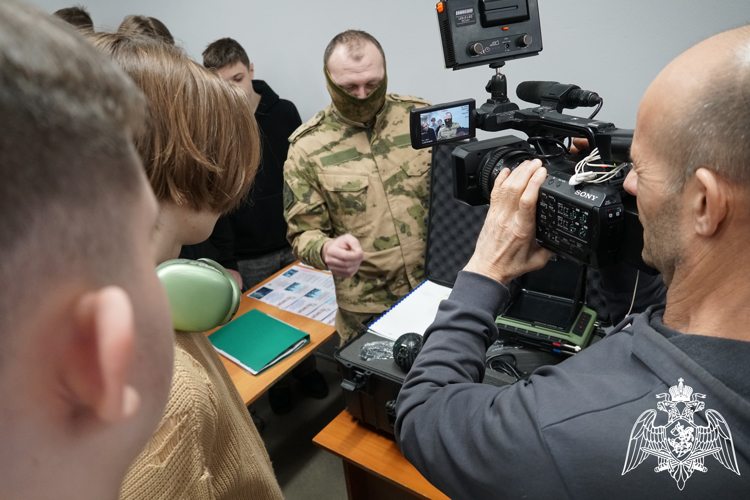 В преддверии Дня Защитника Отечества прошел открытый семинар в Воронежском институте   