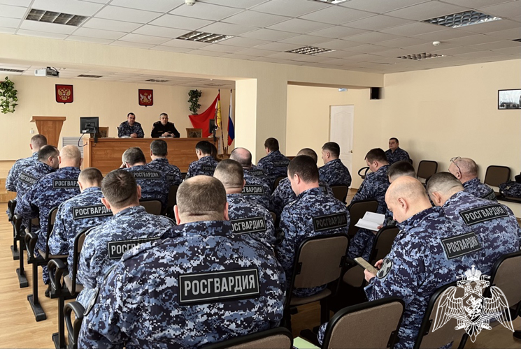 В Воронеже сотрудники вневедомственной охраны провели учебно-методическое занятие с руководящим (командным) составом филиалов вневедомственной охраны