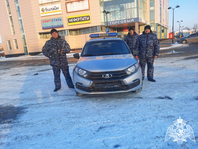  В Воронежской области РОСГВАРДЕЙЦЫ ЗАДЕРЖАЛИ ПОДОЗРЕВАЕМОГО В КРАЖЕ ИЗ ТОРГОВОГО ЦЕНТРА