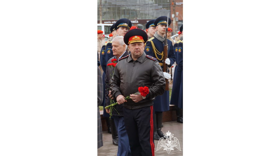В Воронеже Дмитрий Астафьев почтил память Героя Советского Союза генерала Александра Лизюкова