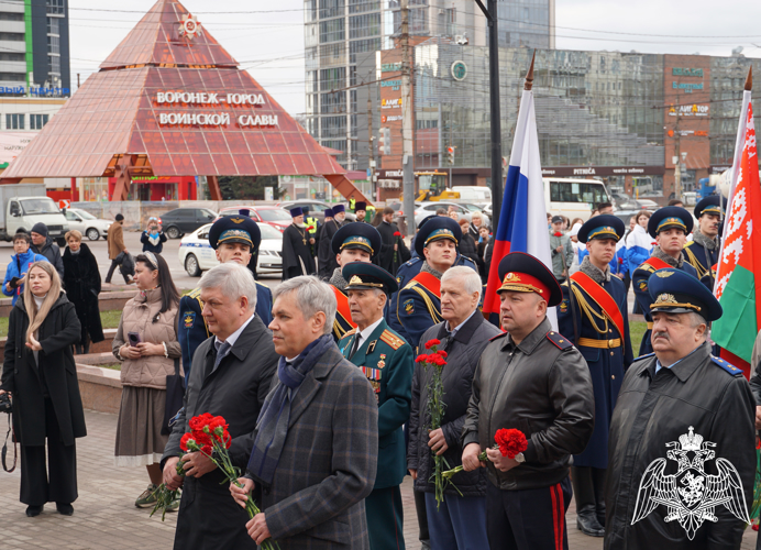 В Воронеже Дмитрий Астафьев почтил память Героя Советского Союза генерала Александра Лизюкова