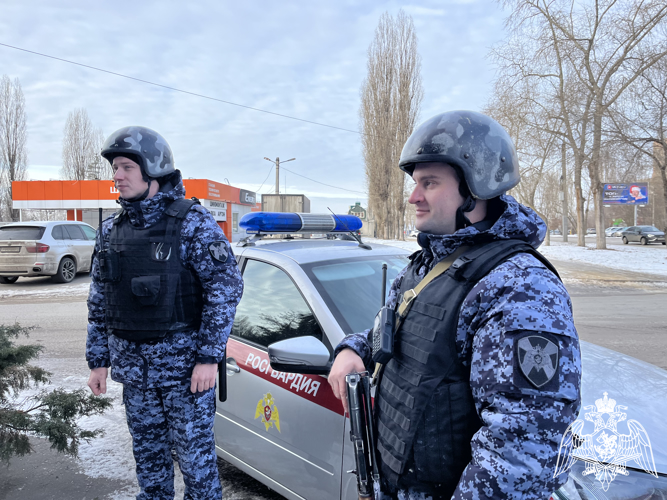 БОЛЕЕ 200 РАЗ ЗА НЕДЕЛЮ РОСГВАРДЕЙЦЫ В ВОРОНЕЖСКОЙ ОБЛАСТИ ВЫЕЗЖАЛИ ПО СИГНАЛУ «ТРЕВОГА»