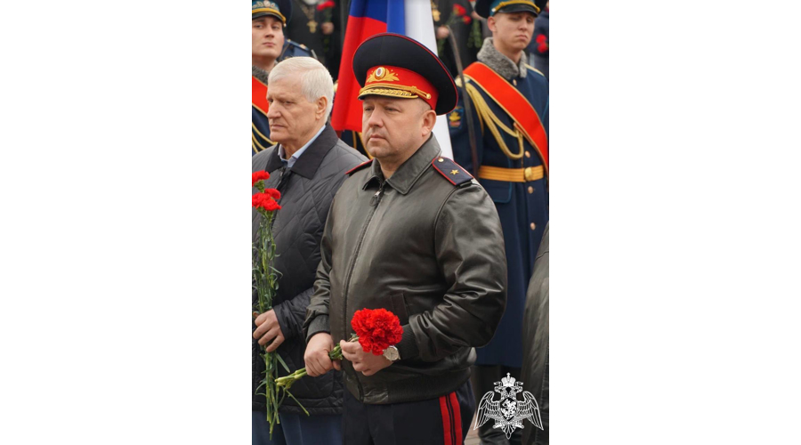 В Воронеже Дмитрий Астафьев почтил память Героя Советского Союза генерала Александра Лизюкова