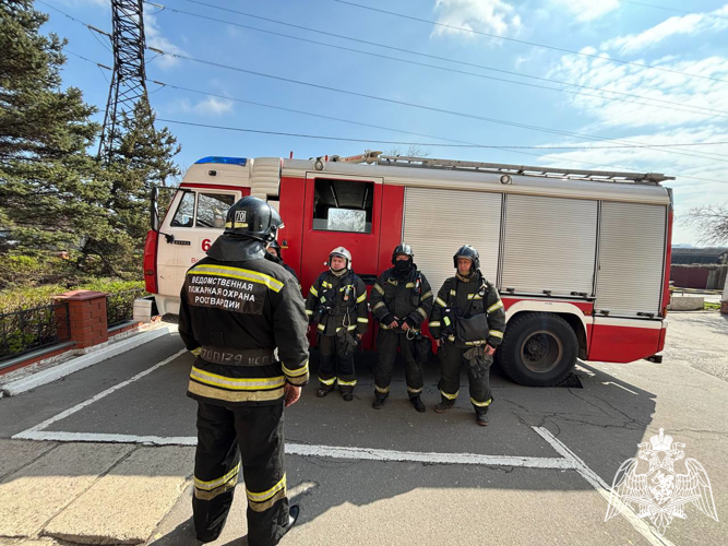 В Воронеже росгвардия и мчс ПРОВЕЛИ СОВМЕСТНУЮ ПОЖАРНО-ТАКТИЧЕСКУЮ ТРЕНИРОВКУ