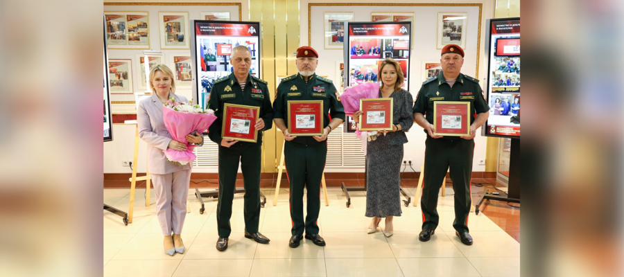 В РОСГВАРДИИ СОСТОЯЛОСЬ ТОРЖЕСТВЕННОЕ ГАШЕНИЕ МАРКИ, ПОСВЯЩЕННОЙ ВОИНАМ НКВД – УЧАСТНИКАМ ПАРАДА ПОБЕДЫ 1945 ГОДА