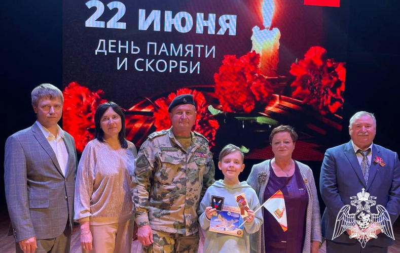 Офицеры Росгвардии приняли участие в мероприятии «Военная миниатюра», посвященном Дню памяти и скорби