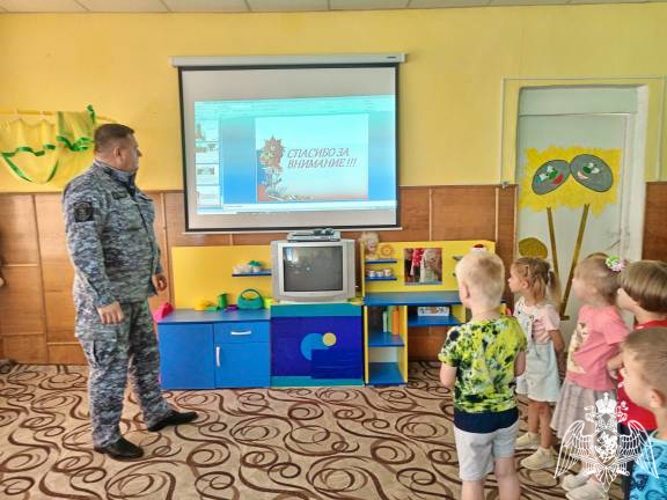 Мероприятия Всероссийского проекта «Каникулы с Росгвардией»  продолжаются в Воронежской области 