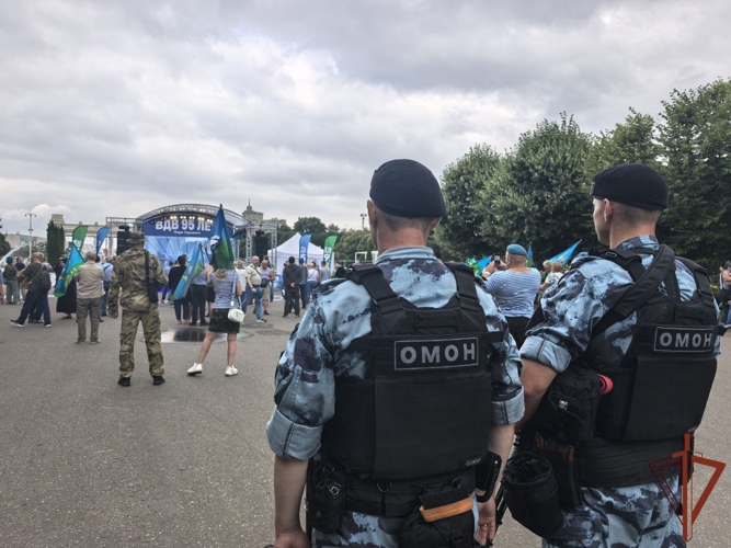 РОСГВАРДИЯ ОБЕСПЕЧИЛА БЕЗОПАСНОСТЬ МЕРОПРИЯТИЙ, ПОСВЯЩЕННЫХ ДНЮ ВОЗДУШНО-ДЕСАНТНЫХ ВОЙСК