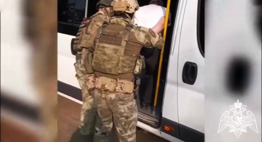  Сотрудники Росгвардии задержали в Воронежской области подпольных оружейников