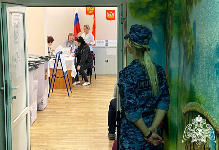 Росгвардейцы обеспечили безопасность в период проведения выборов депутатов Воронежской областной и городской дум