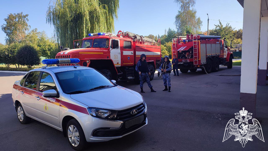 В Воронежской области Росгвардия провела пожарно-тактическую тренировку в школе