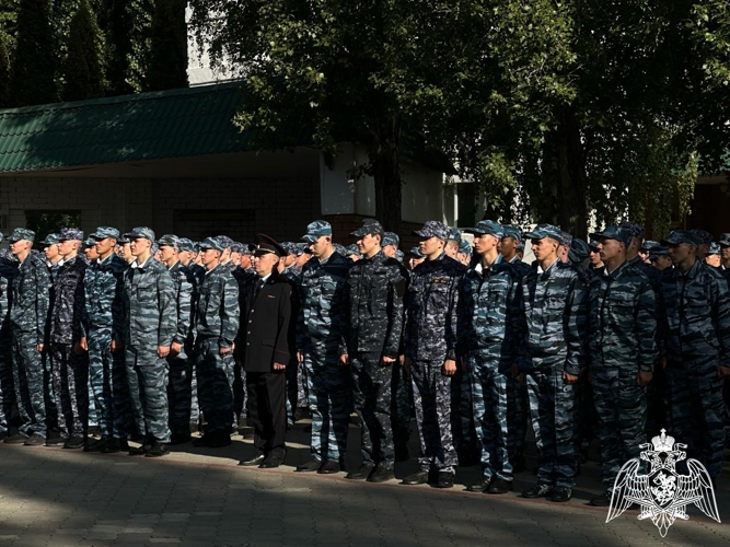Начальник Управления Росгвардии в Воронеже поздравил курсантов и слушателей института МВД с Днем Знаний
