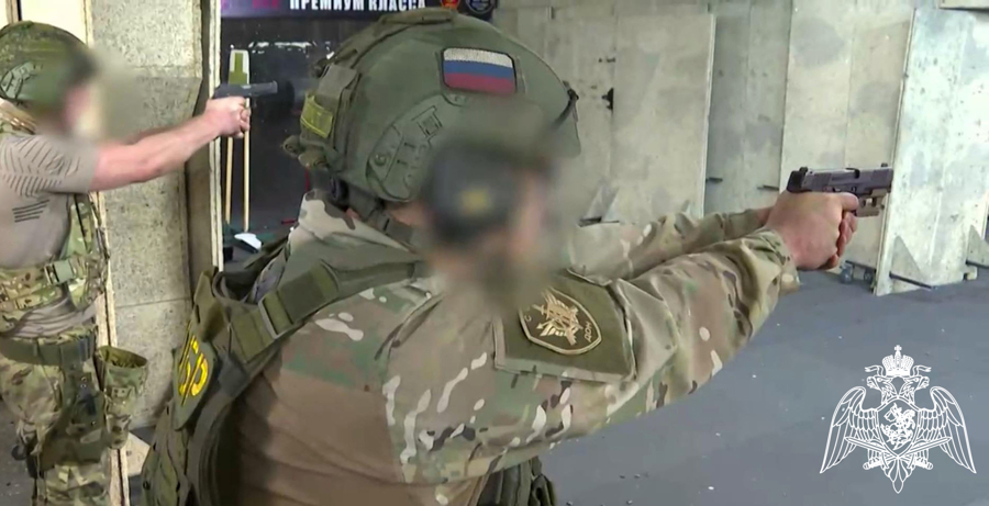 В Воронеже между представителями силовых структур прошли соревнования по стрельбе