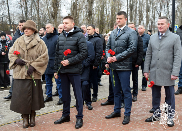 Участники программы «Герои земли Воронежской»  приняли участие в митинге памяти в День Героев Отечества