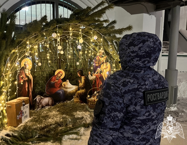В ВОРОНЕЖСКОЙ ОБЛАСТИ РОСГВАРДИЯ ОБЕСПЕЧИВАЕТ  БЕЗОПАСНОСТЬ В РОЖДЕСТВЕНСКИЕ ПРАЗДНИКИ