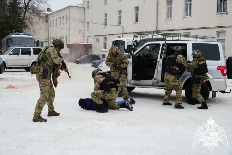 «Один день с ОМОН» - в преддверии 10-летия Управление Росгвардии по Воронежской области знакомит с тонкостями профессии 